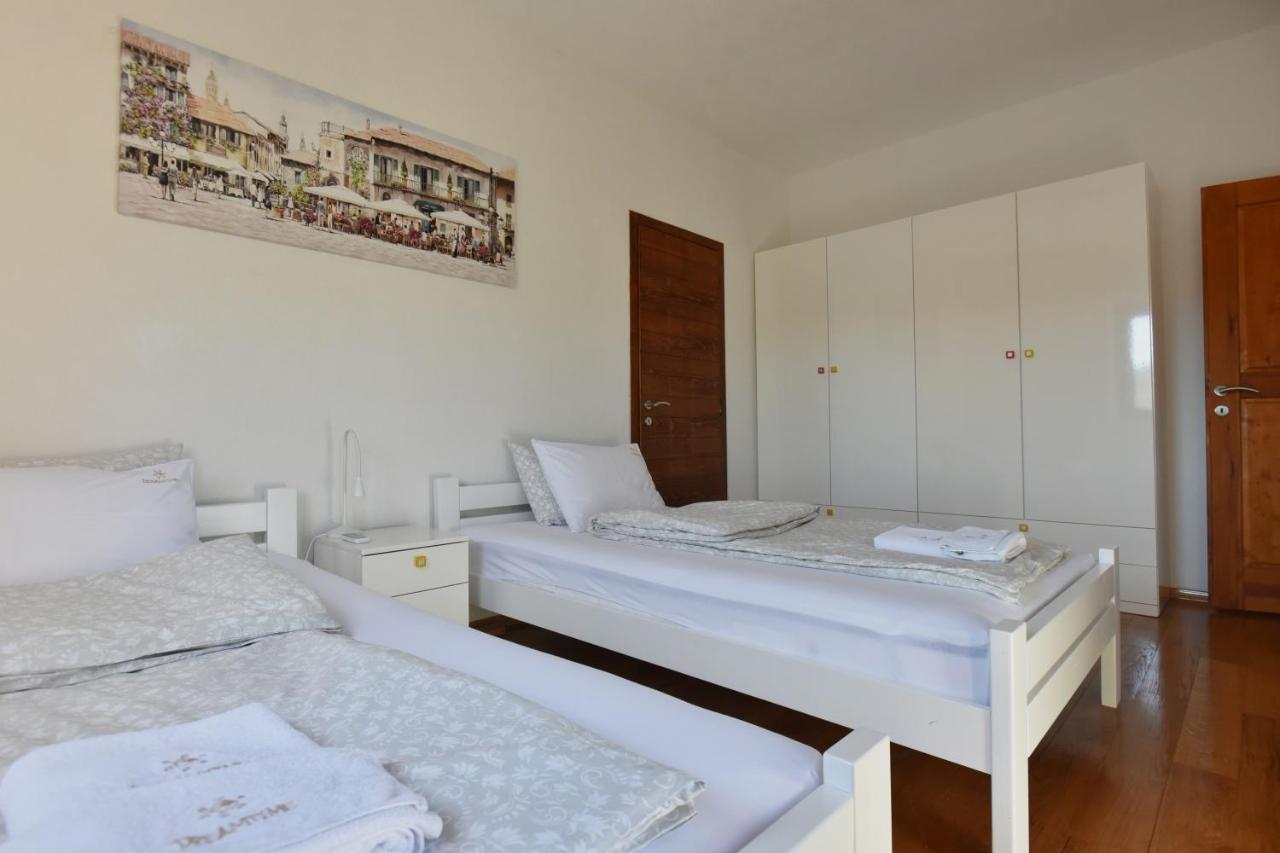 Villa Ariel Луштиця Екстер'єр фото