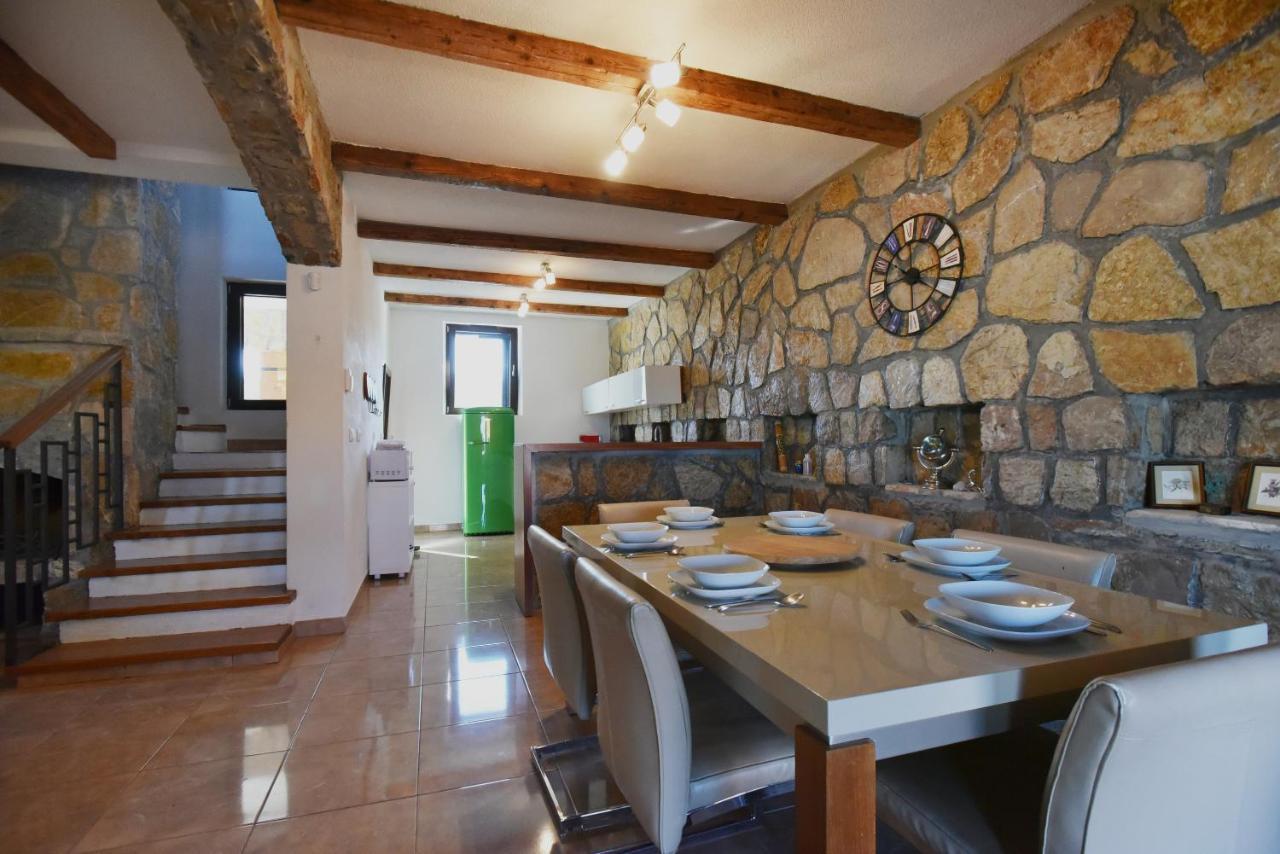 Villa Ariel Луштиця Екстер'єр фото