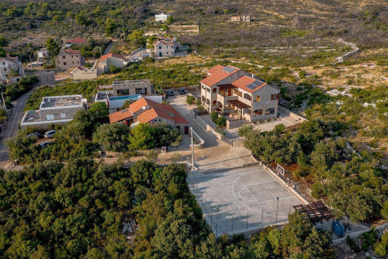 Villa Ariel Луштиця Екстер'єр фото