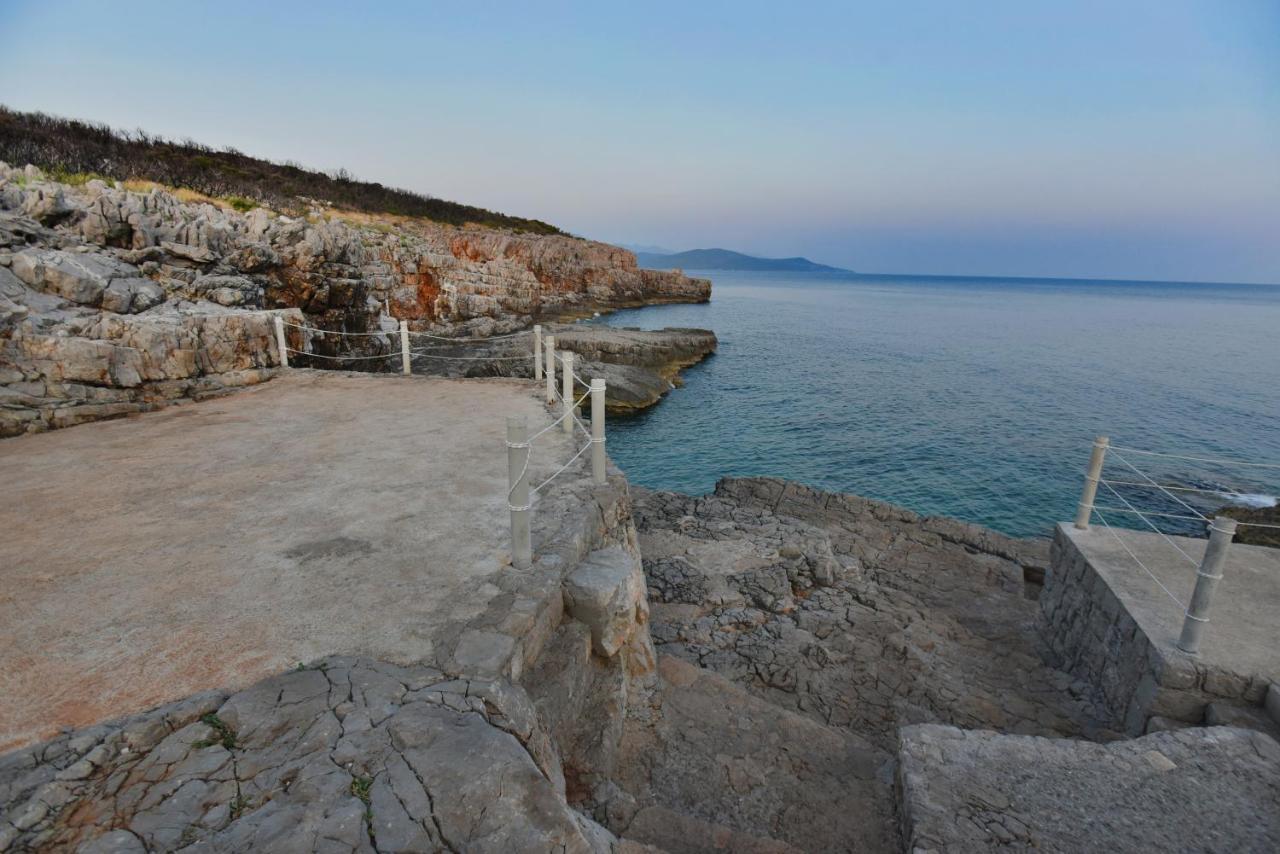 Villa Ariel Луштиця Екстер'єр фото